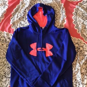 Under Armour sweatshirt